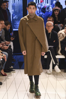 Chalayan FALL 2018 MENSWEAR London коллекция Chalayan осень 2018 мужская неделя моды в Лондоне Mainstyles